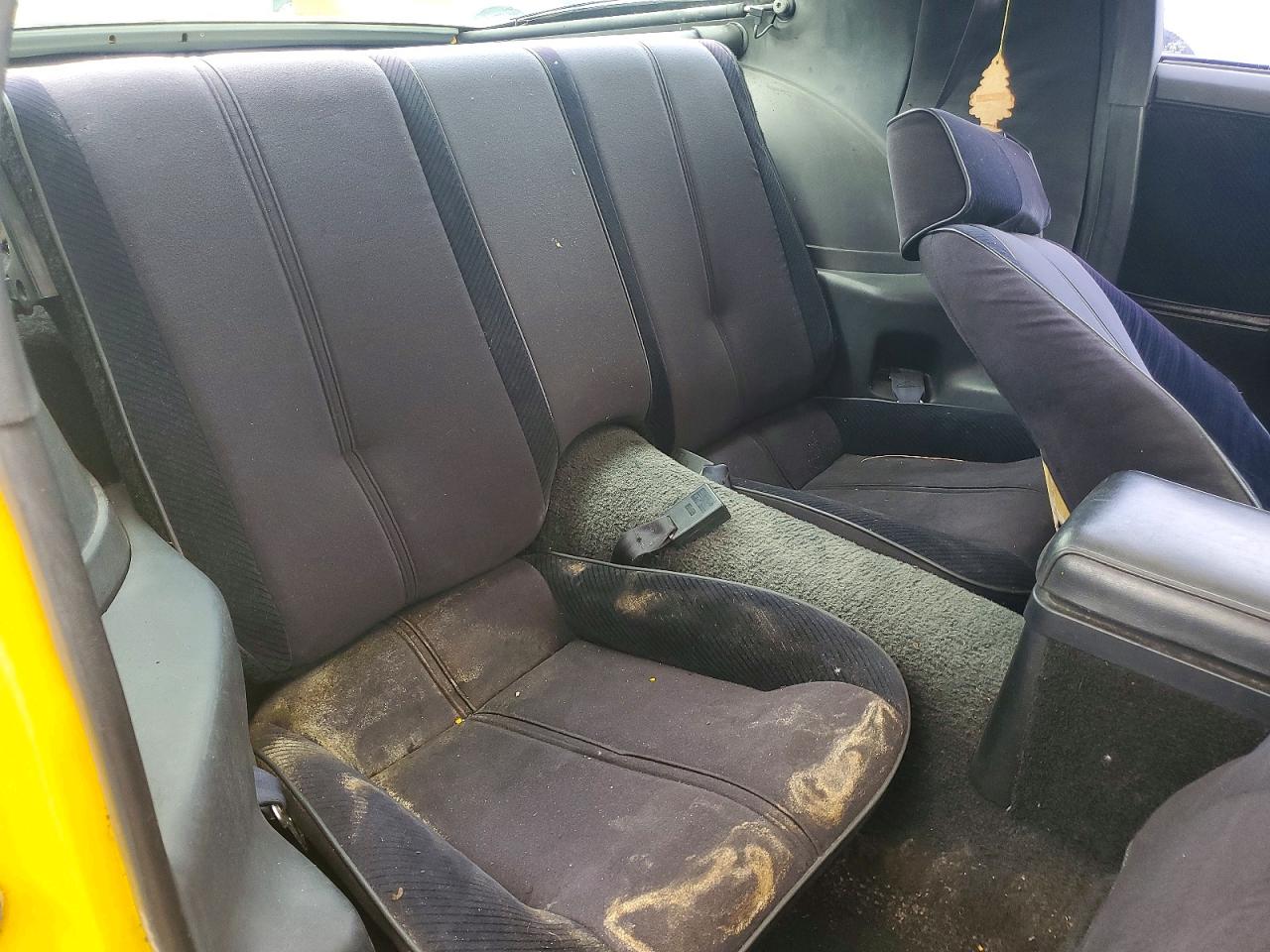 1984 Chevrolet Camaro Желтый vin: 1G1AP87H2EN119441