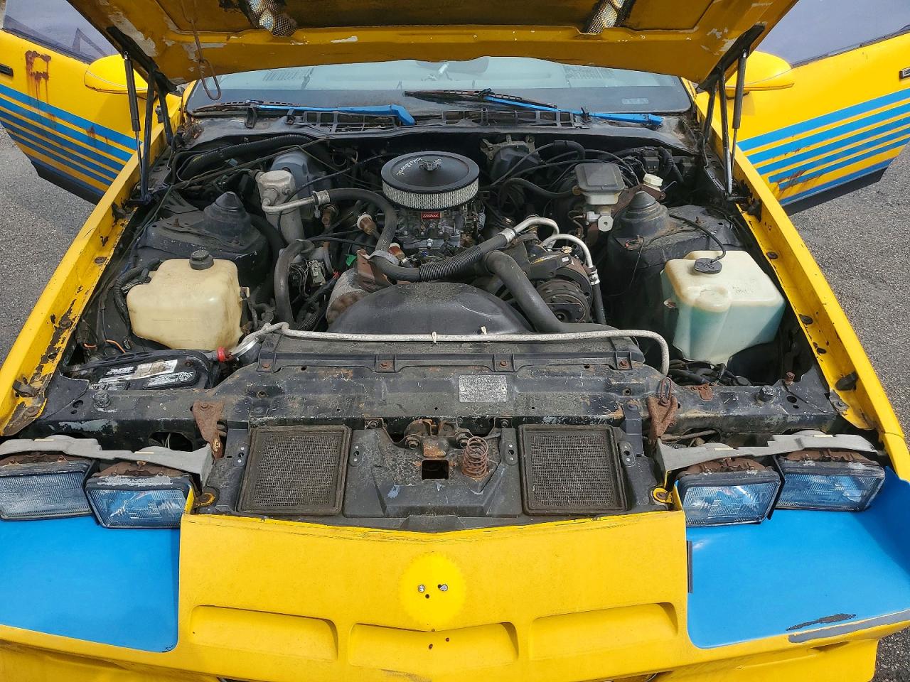 1984 Chevrolet Camaro Желтый vin: 1G1AP87H2EN119441