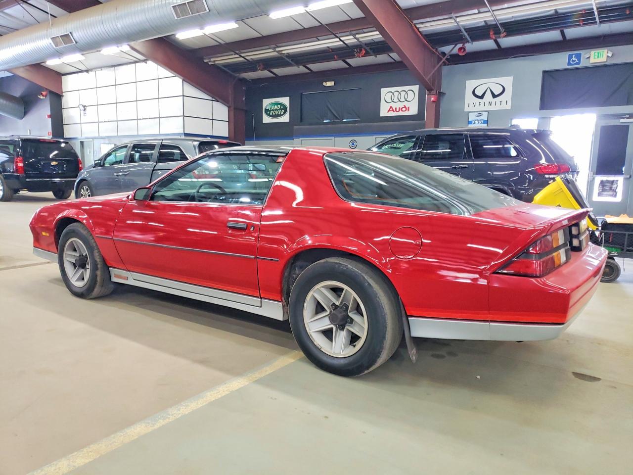 1984 Chevrolet Camaro Z28 Red vin: 1G1AP87H7EL211186
