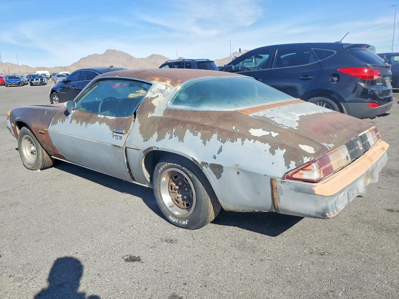 1981 Chevrolet Camaro Silver vin: 1G1AP87K2BL139983