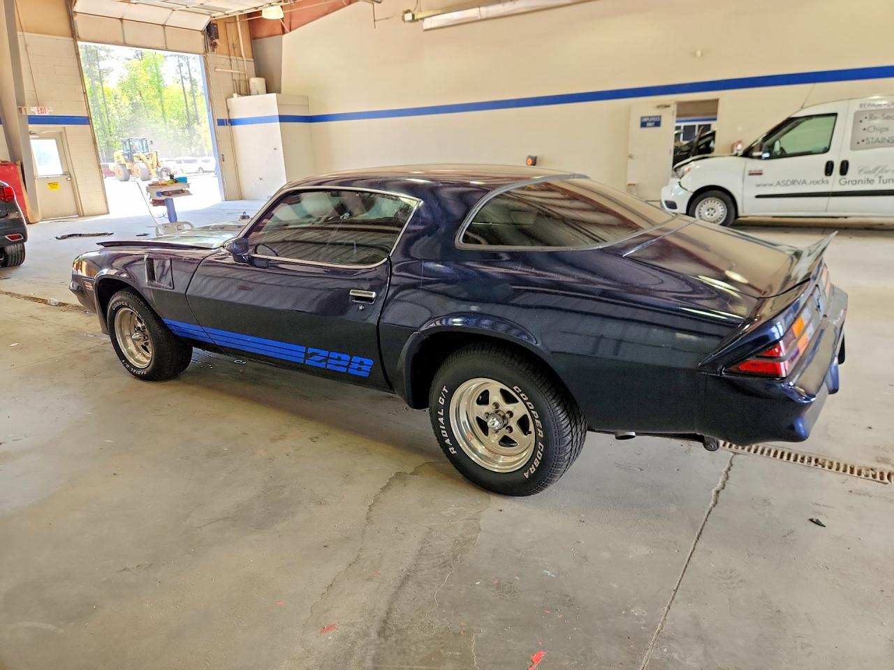 1981 Chevrolet Camaro Синий vin: 1G1AP87L2BN129242