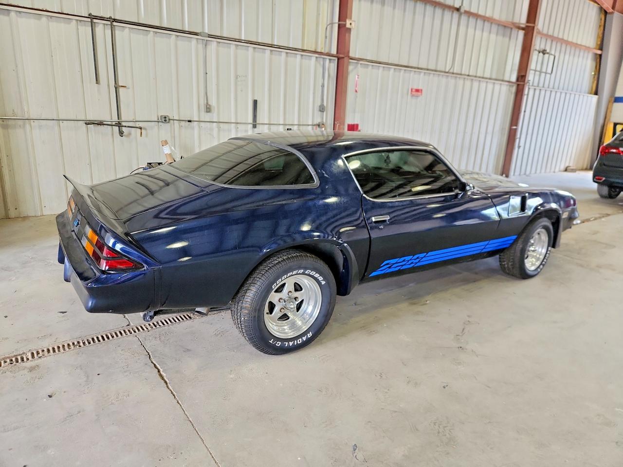 1981 Chevrolet Camaro Синий vin: 1G1AP87L2BN129242