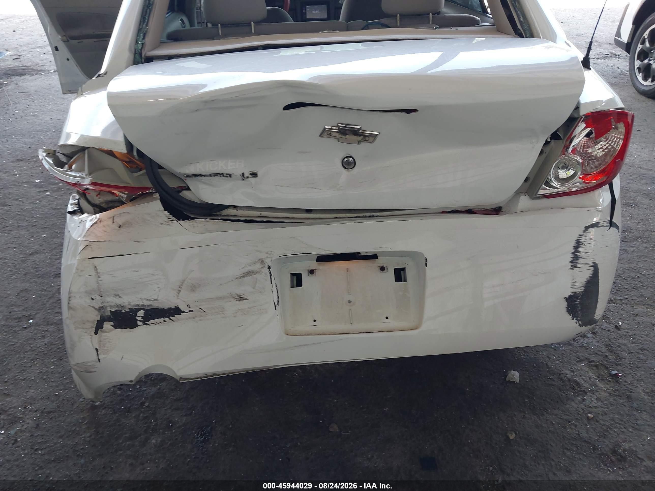 2009 Chevrolet Cobalt Ls White vin: 1G1AS55H397282674