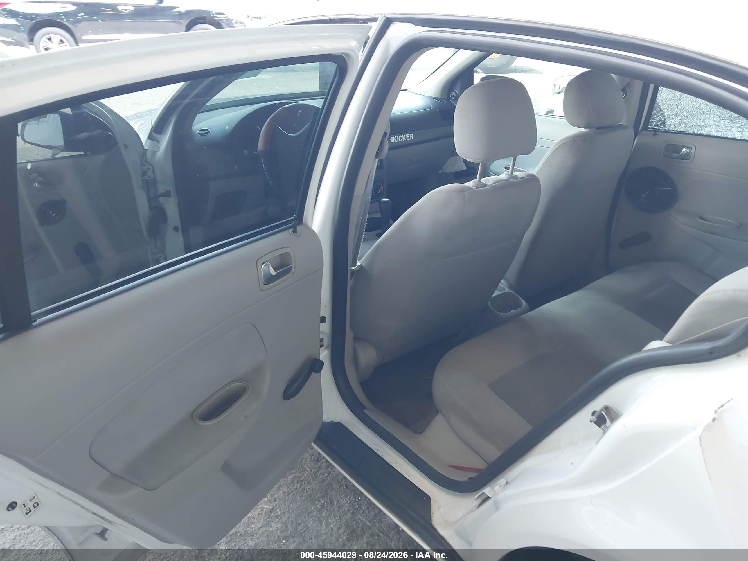 2009 Chevrolet Cobalt Ls White vin: 1G1AS55H397282674
