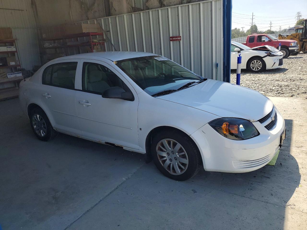 2009 Chevrolet Cobalt Ls White vin: 1G1AS58H097190546