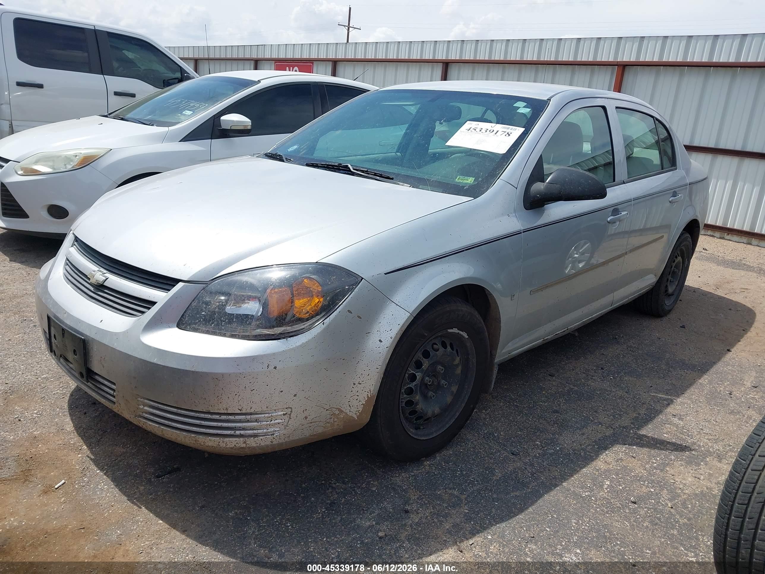 2009 Chevrolet Cobalt Ls Silver vin: 1G1AS58H297172887