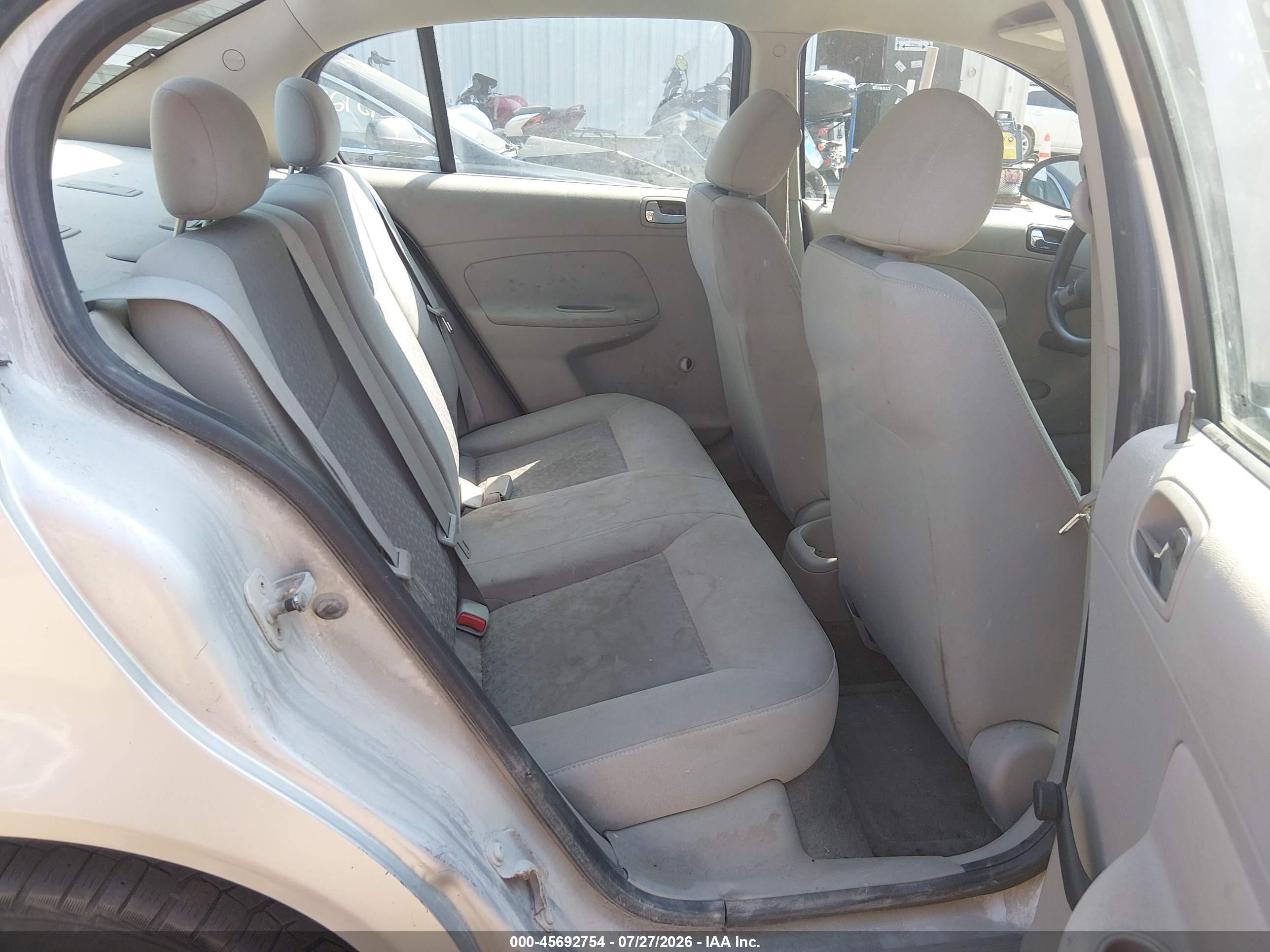 2009 Chevrolet Cobalt Ls Silver vin: 1G1AS58H497278564