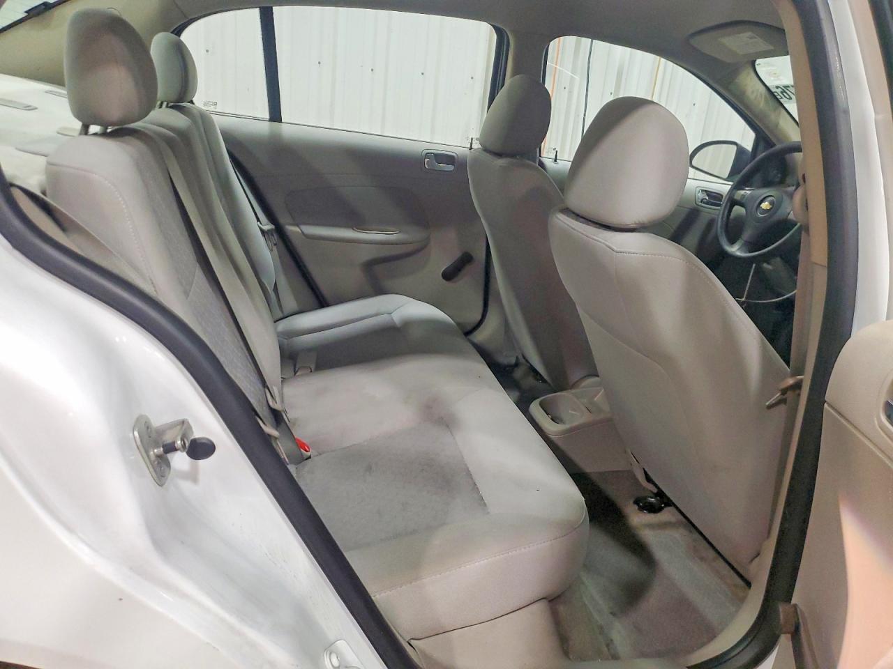 2009 Chevrolet Cobalt Ls White vin: 1G1AS58H697137351