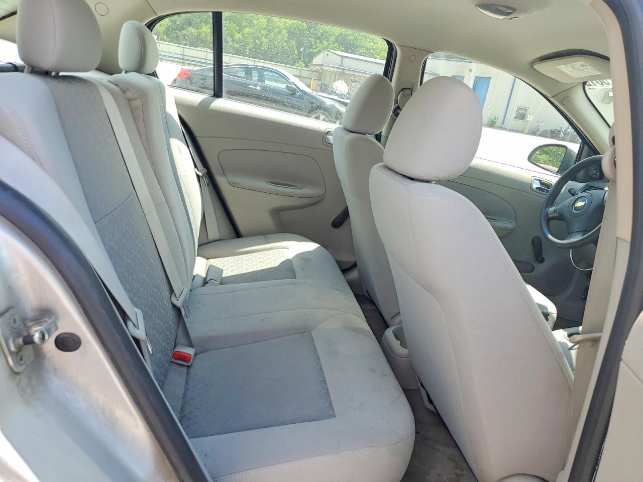 2009 Chevrolet Cobalt Ls Silver vin: 1G1AS58H697147989