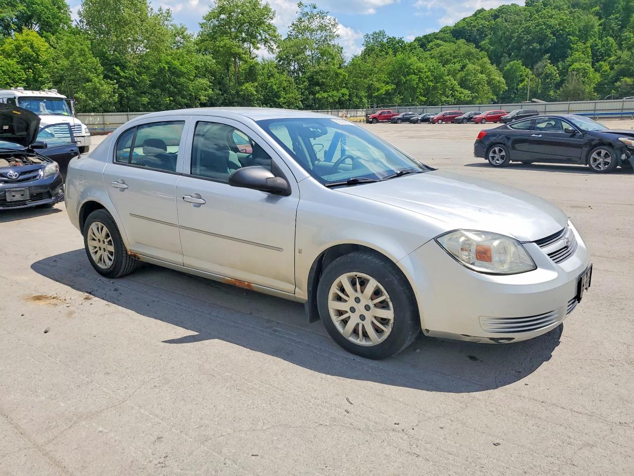 2009 Chevrolet Cobalt Ls Silver vin: 1G1AS58H697147989