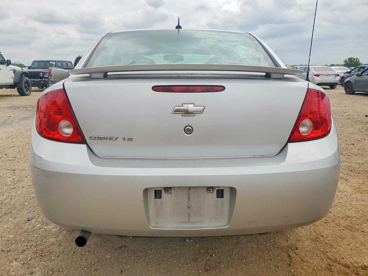 2009 Chevrolet Cobalt Ls Silver vin: 1G1AS58H797131140
