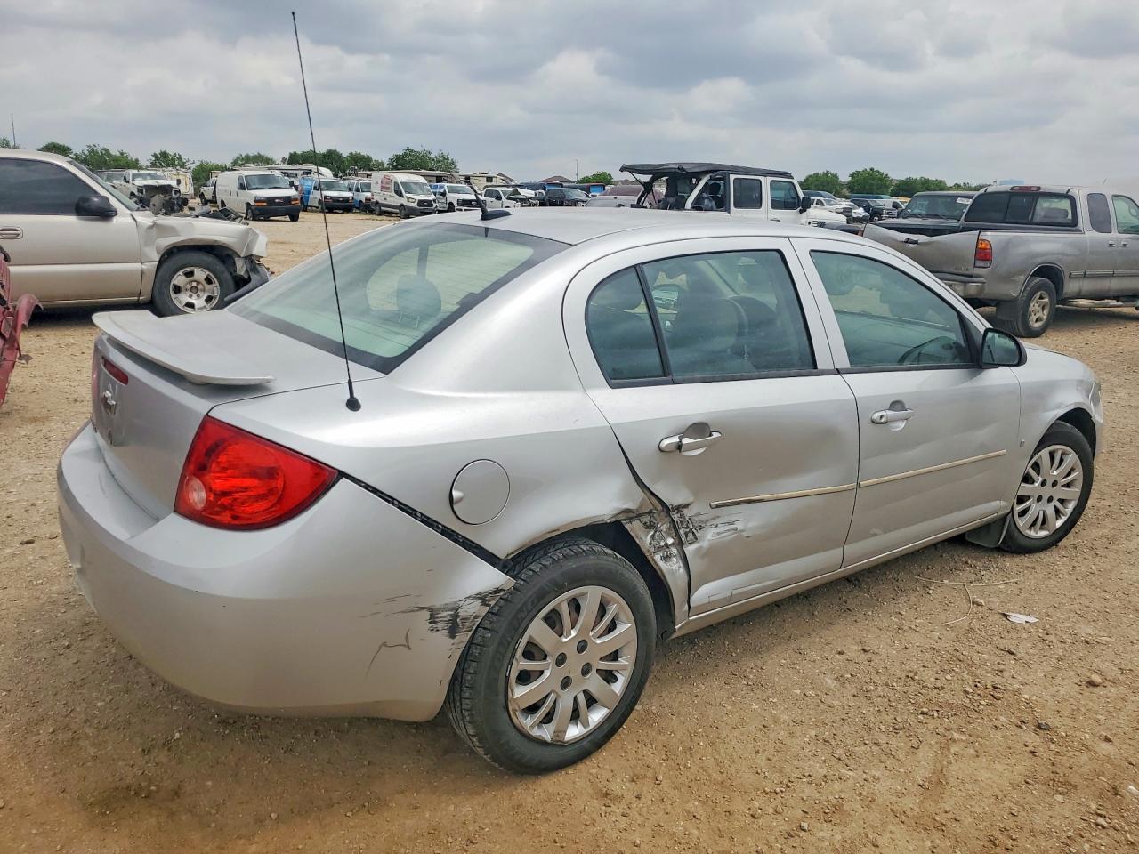 2009 Chevrolet Cobalt Ls Silver vin: 1G1AS58H797131140