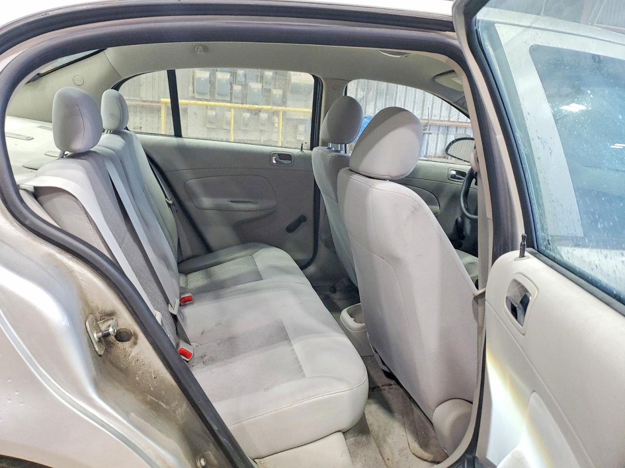 2009 Chevrolet Cobalt Ls Серебряный vin: 1G1AS58H797177843