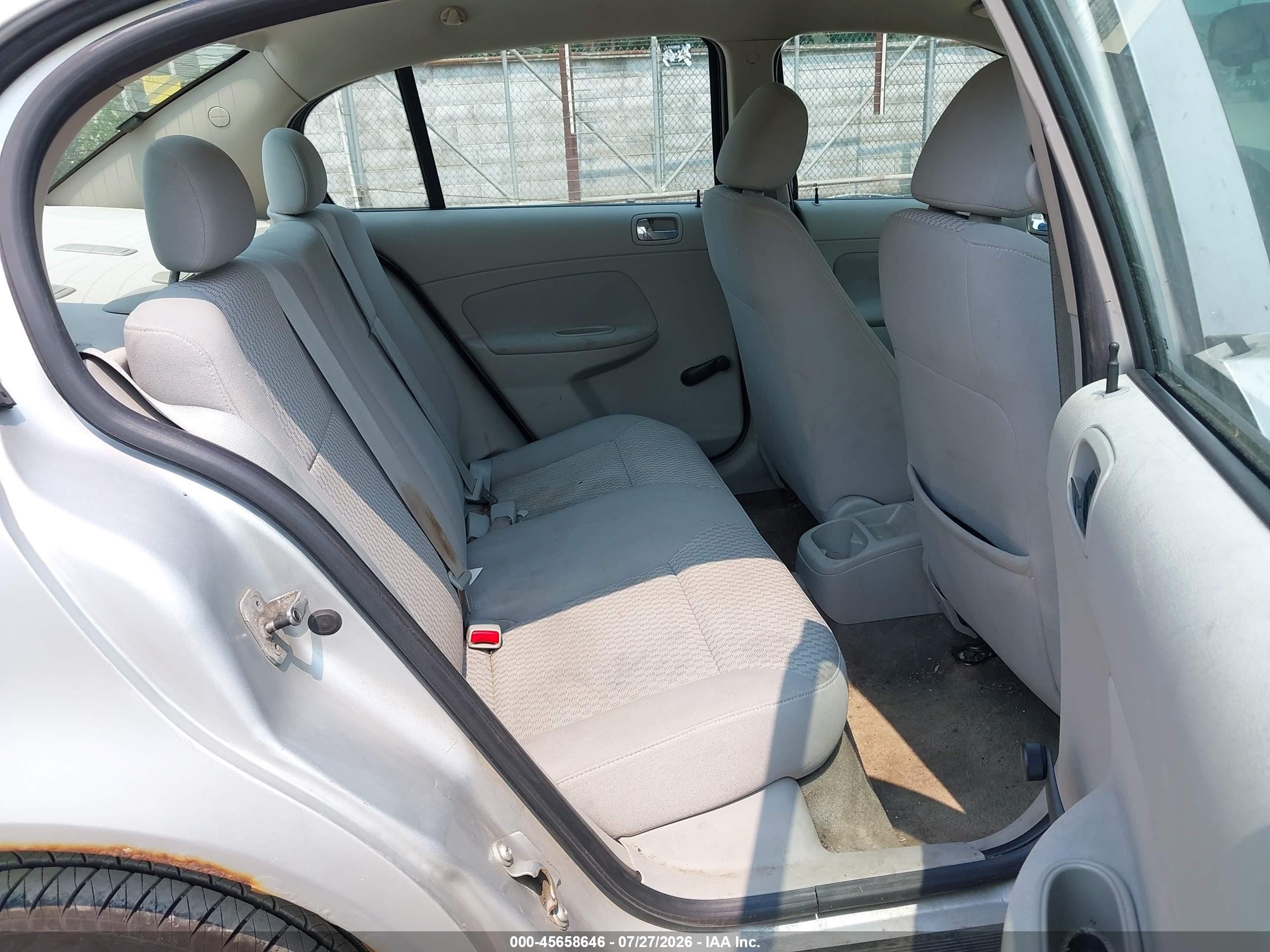 2009 Chevrolet Cobalt Ls Silver vin: 1G1AS58H797189734