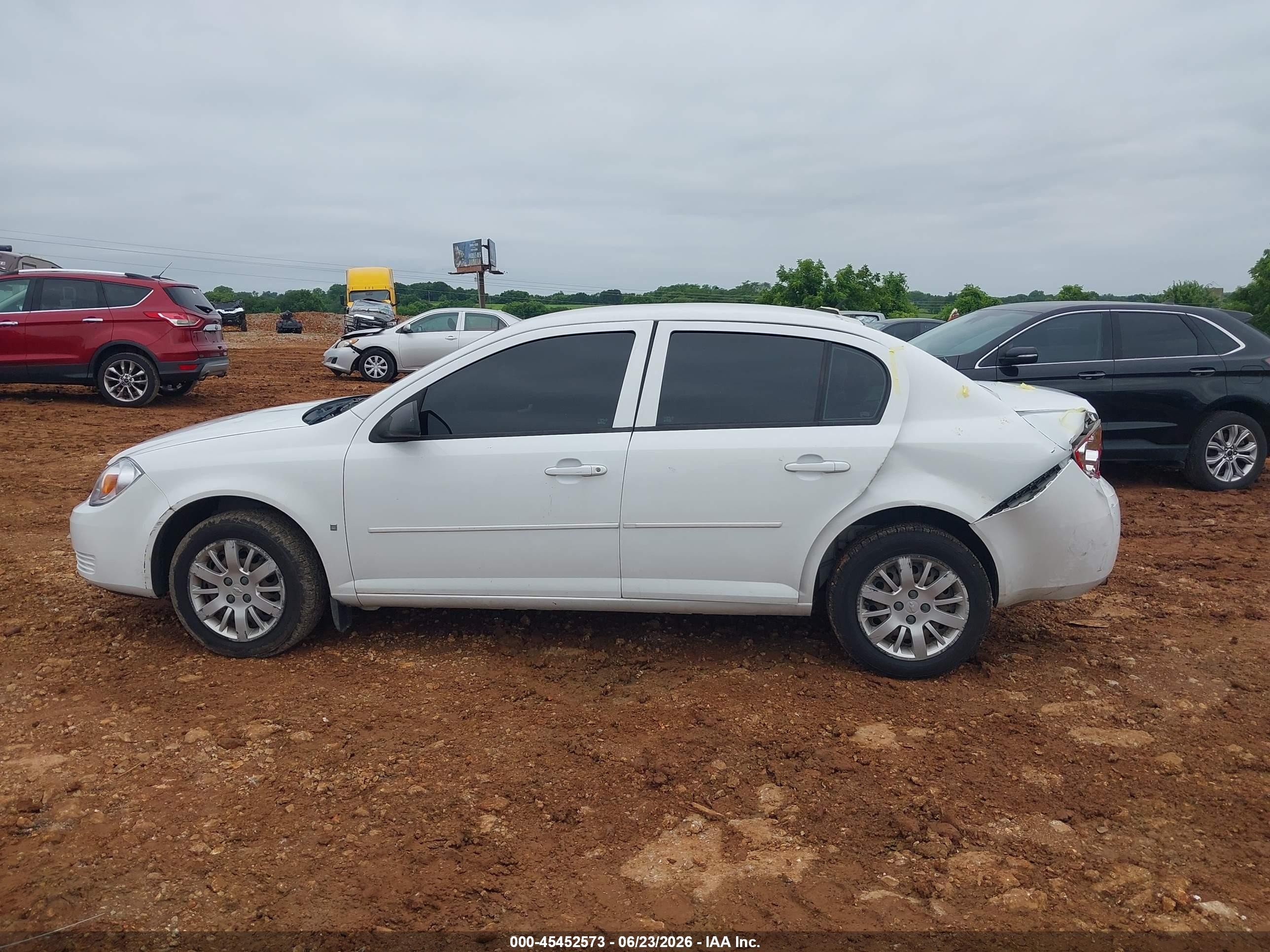 2009 Chevrolet Cobalt Ls White vin: 1G1AS58H897190147