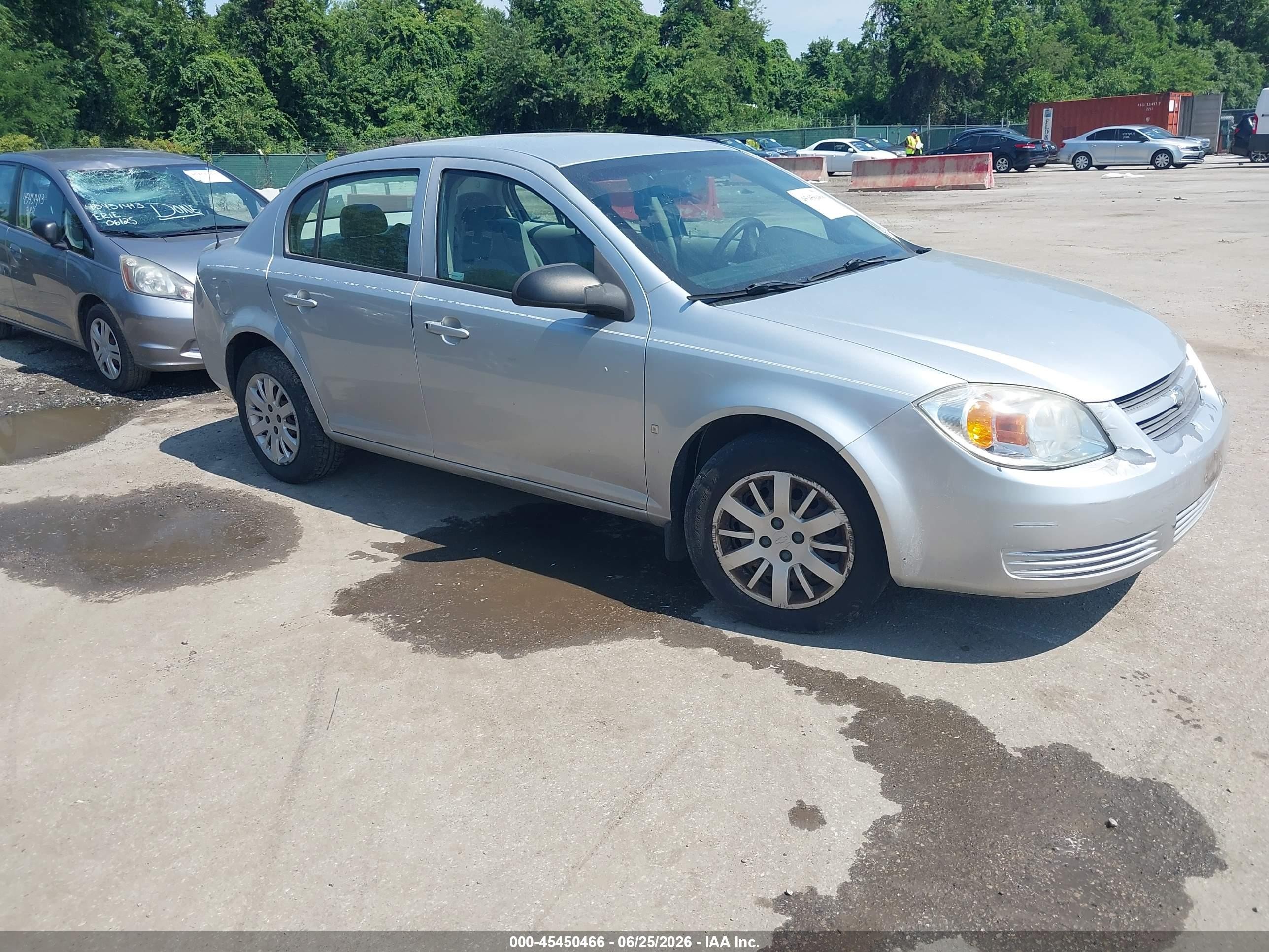 2009 Chevrolet Cobalt Ls Silver vin: 1G1AS58H897208856