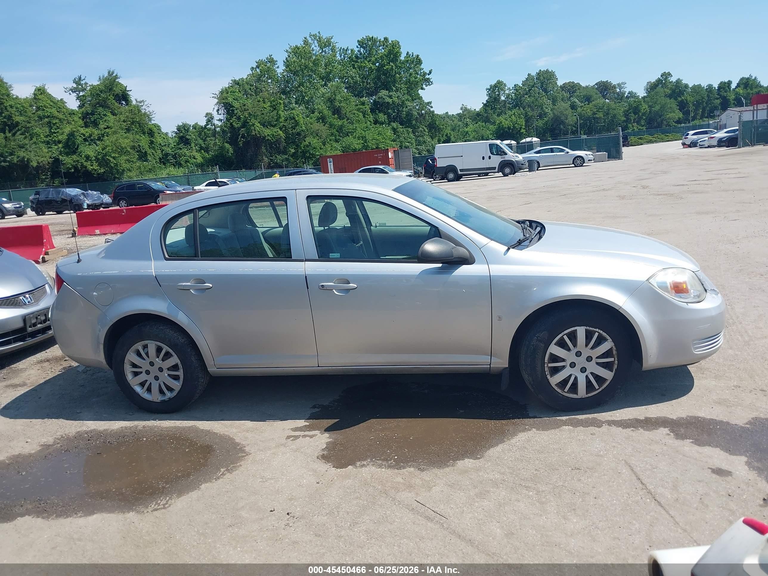 2009 Chevrolet Cobalt Ls Silver vin: 1G1AS58H897208856