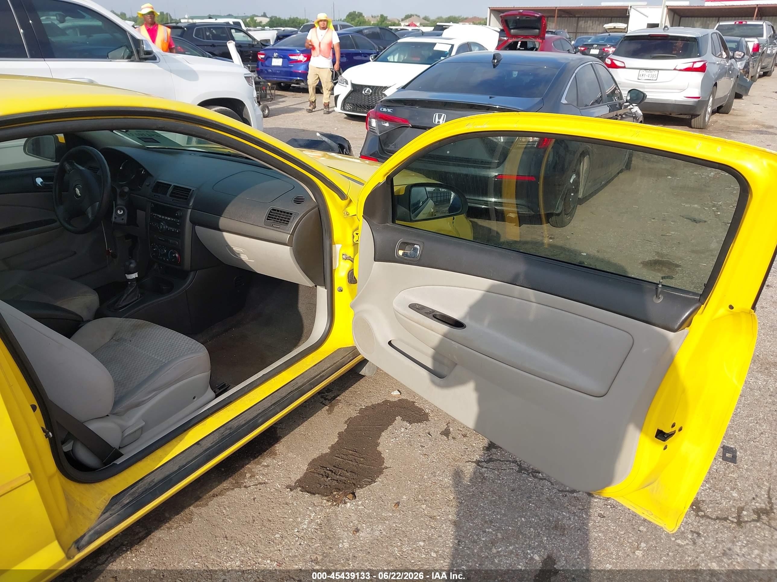 2009 Chevrolet Cobalt Lt Yellow vin: 1G1AT18H897179591