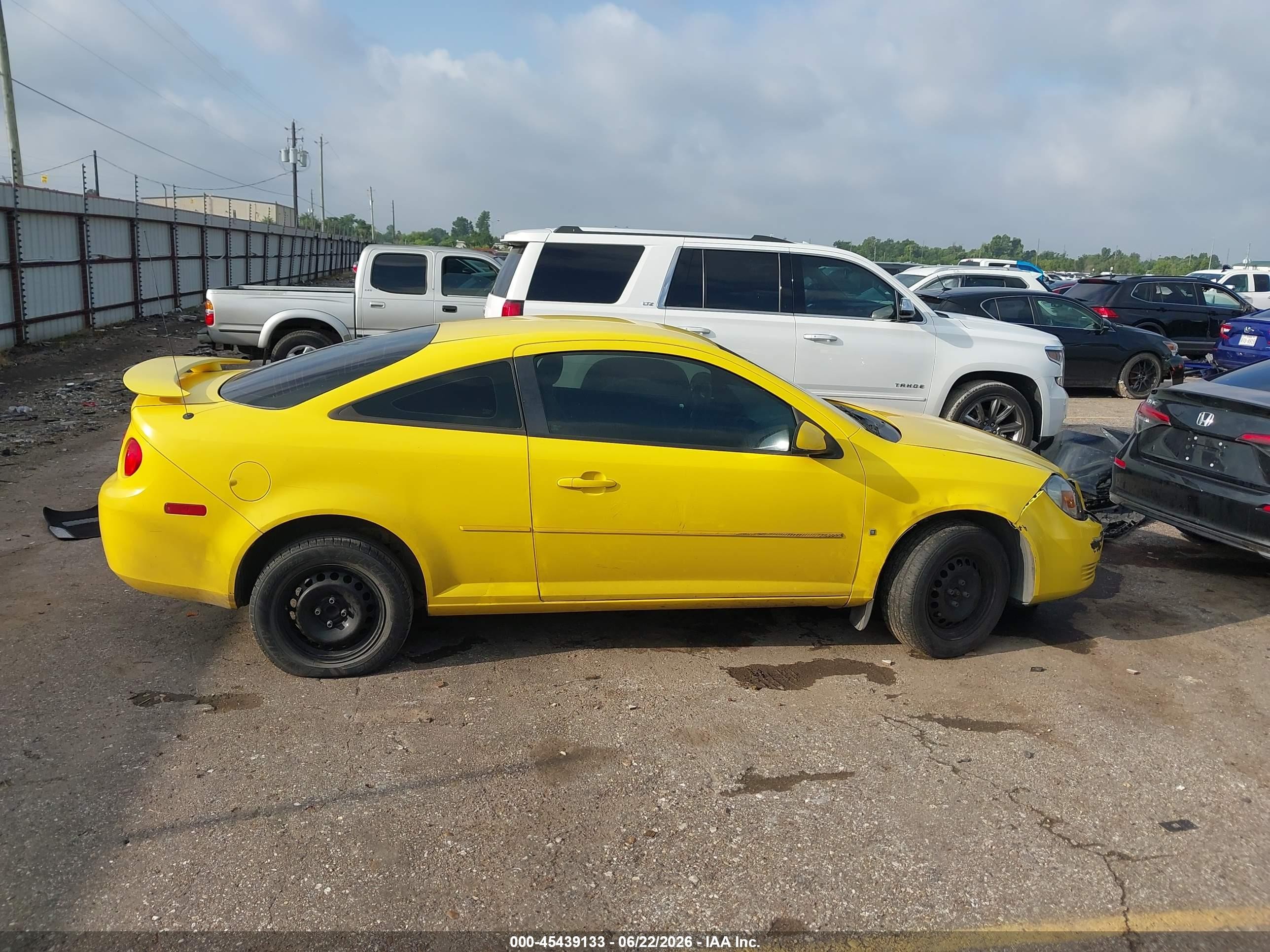 2009 Chevrolet Cobalt Lt Yellow vin: 1G1AT18H897179591