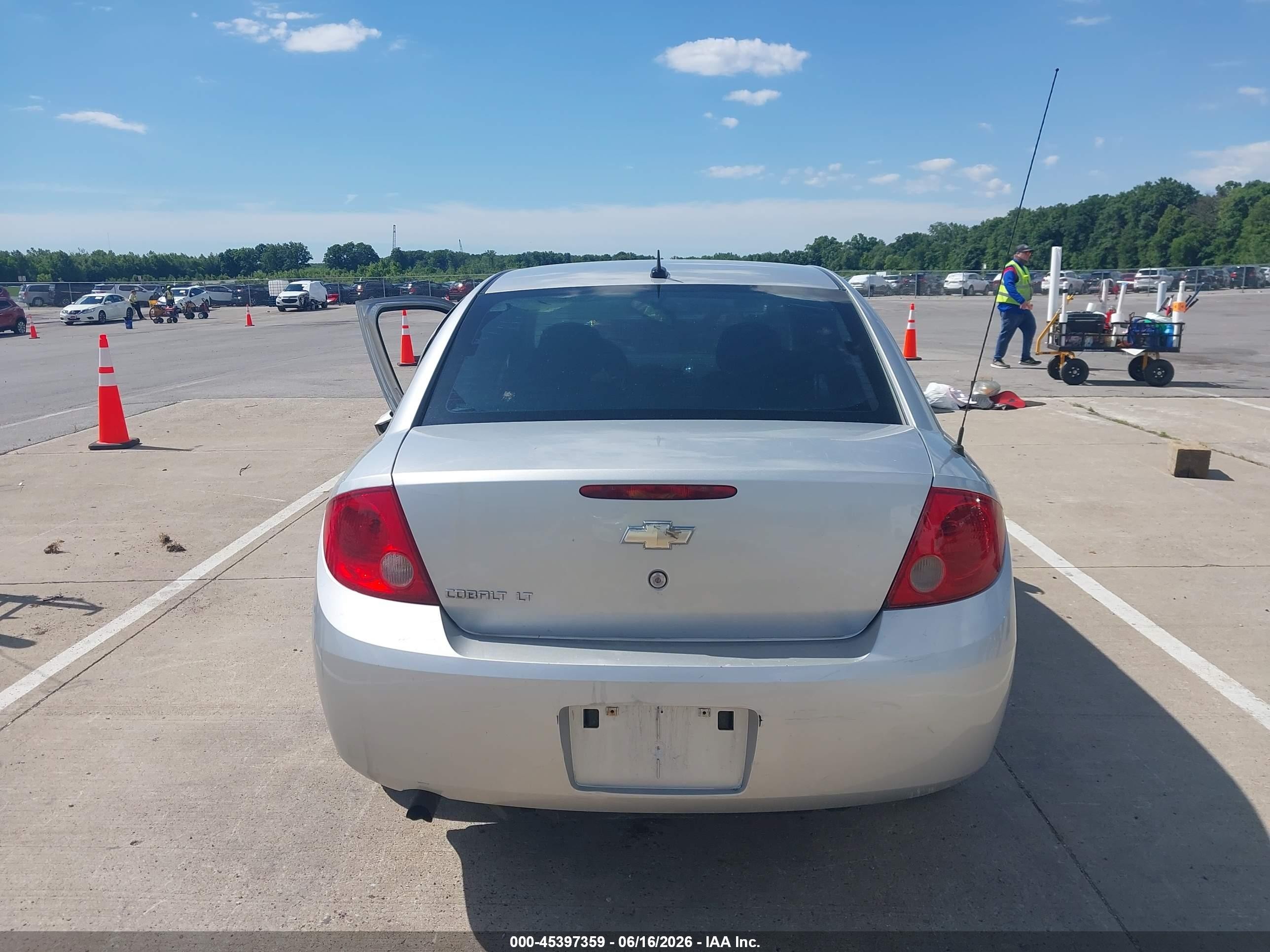 2009 Chevrolet Cobalt Lt W/1lt Silver vin: 1G1AT58H397193521