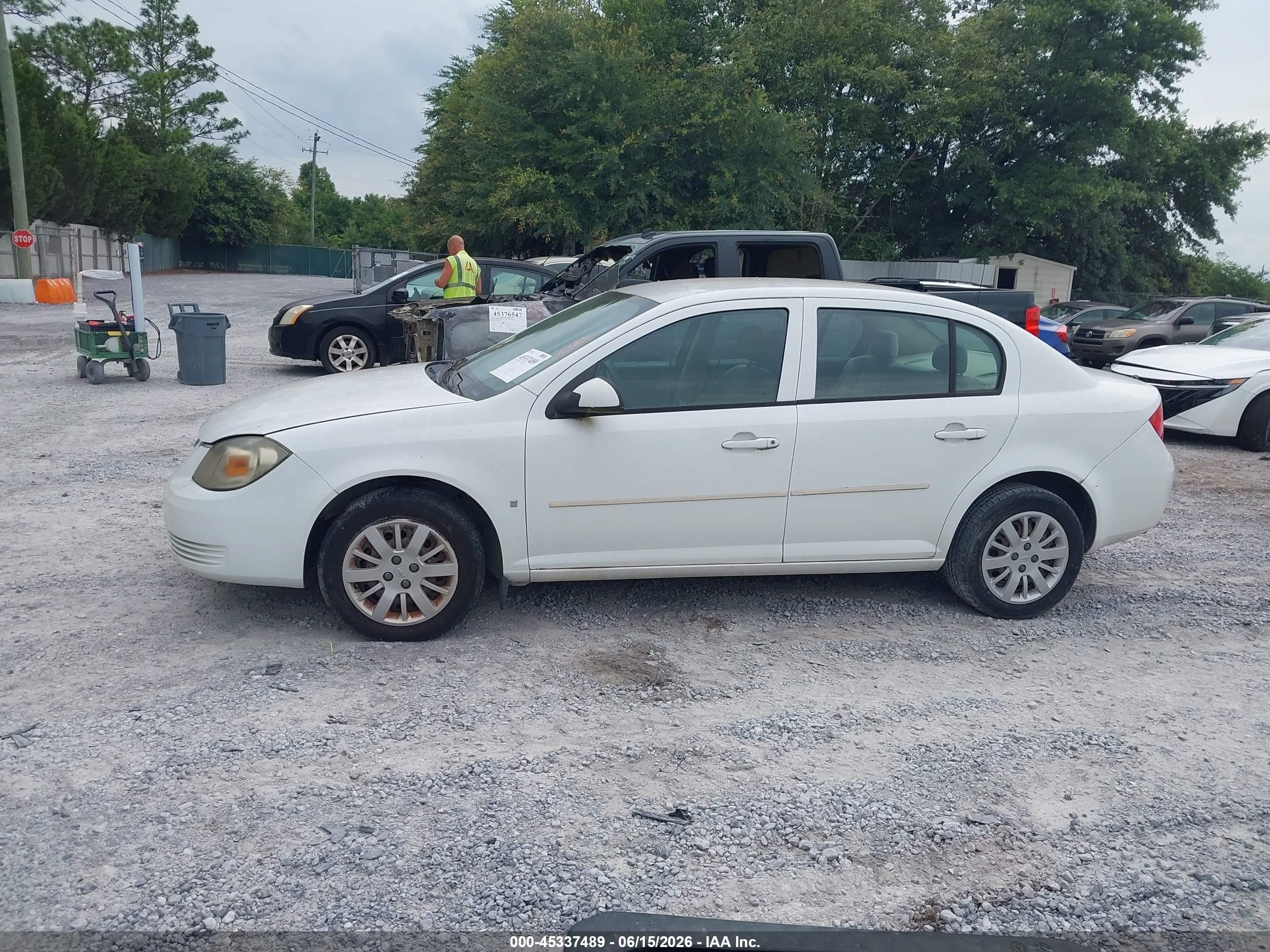 2009 Chevrolet Cobalt Lt White vin: 1G1AT58H597203871