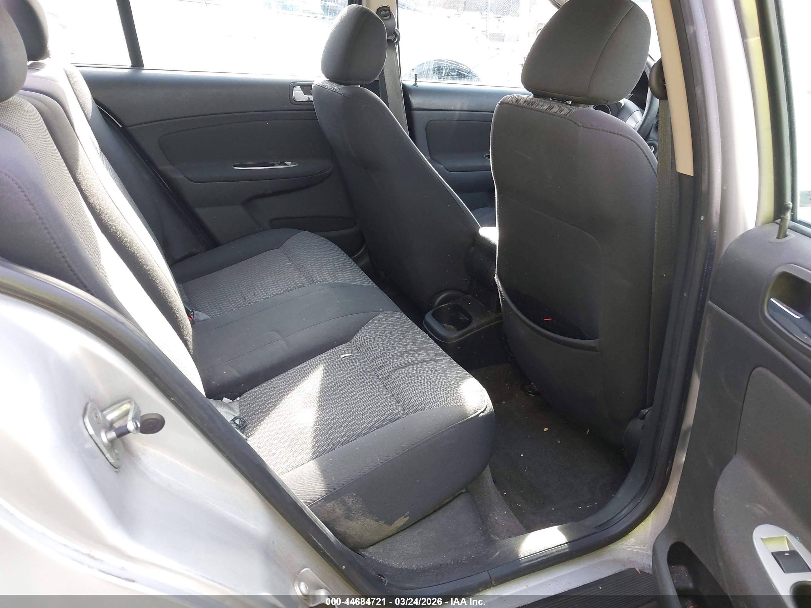 2009 Chevrolet Cobalt Lt Silver vin: 1G1AT58HX97261281