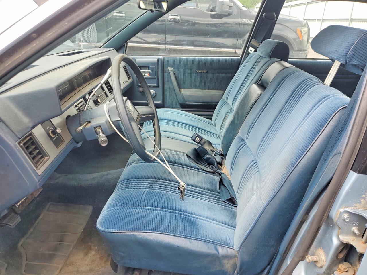 1986 Chevrolet Celebrity Blue vin: 1G1AW19X4GG106180