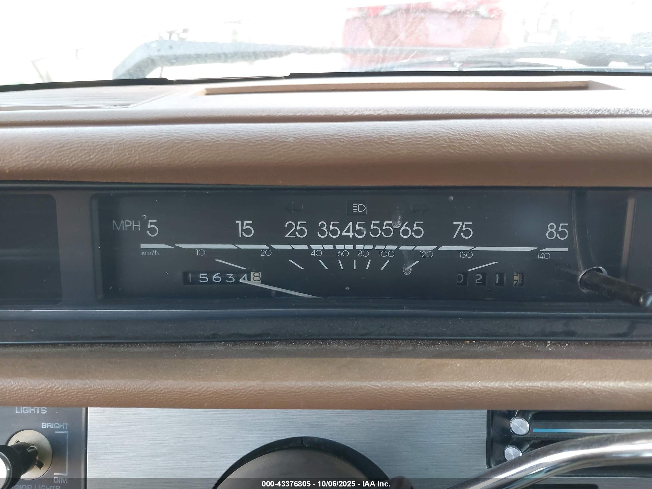 1986 Chevrolet Celebrity   Gold vin: 1G1AW35W9G6180693