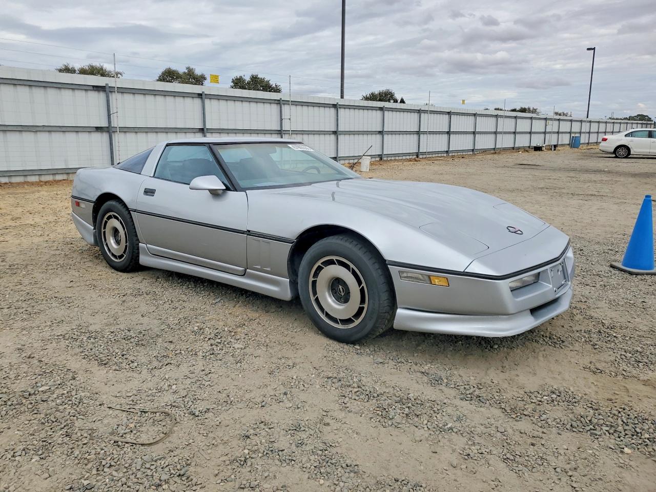 1984 Chevrolet Corvette Silver vin: 1G1AY0781E5148539