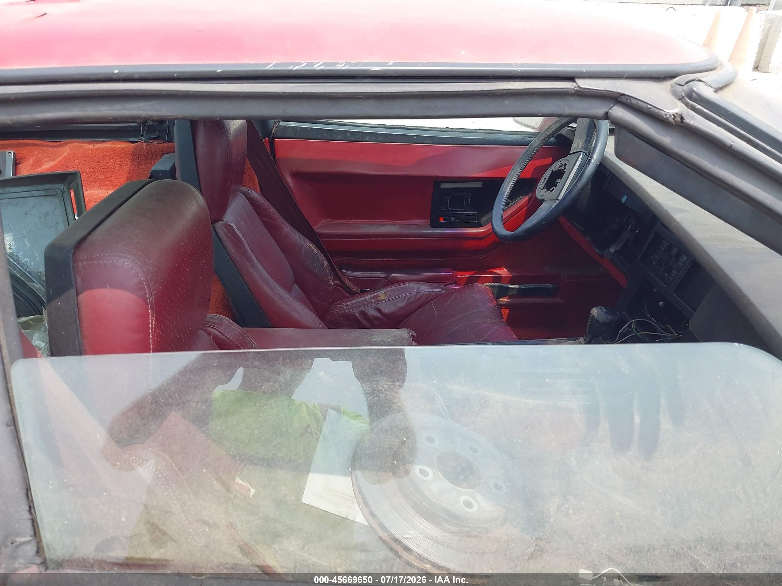 1984 Chevrolet Corvette   Red vin: 1G1AY0785E5111896