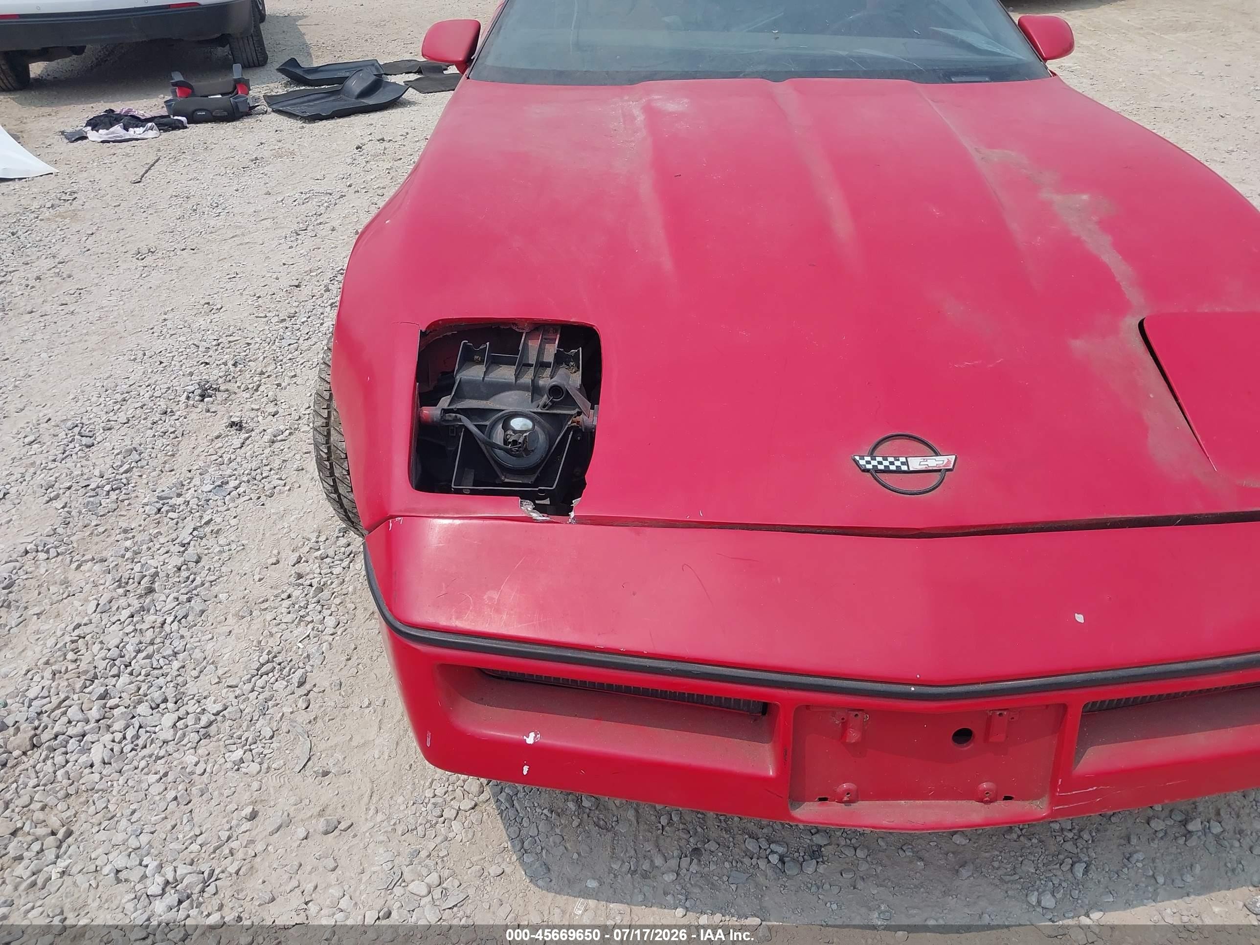 1984 Chevrolet Corvette   Red vin: 1G1AY0785E5111896