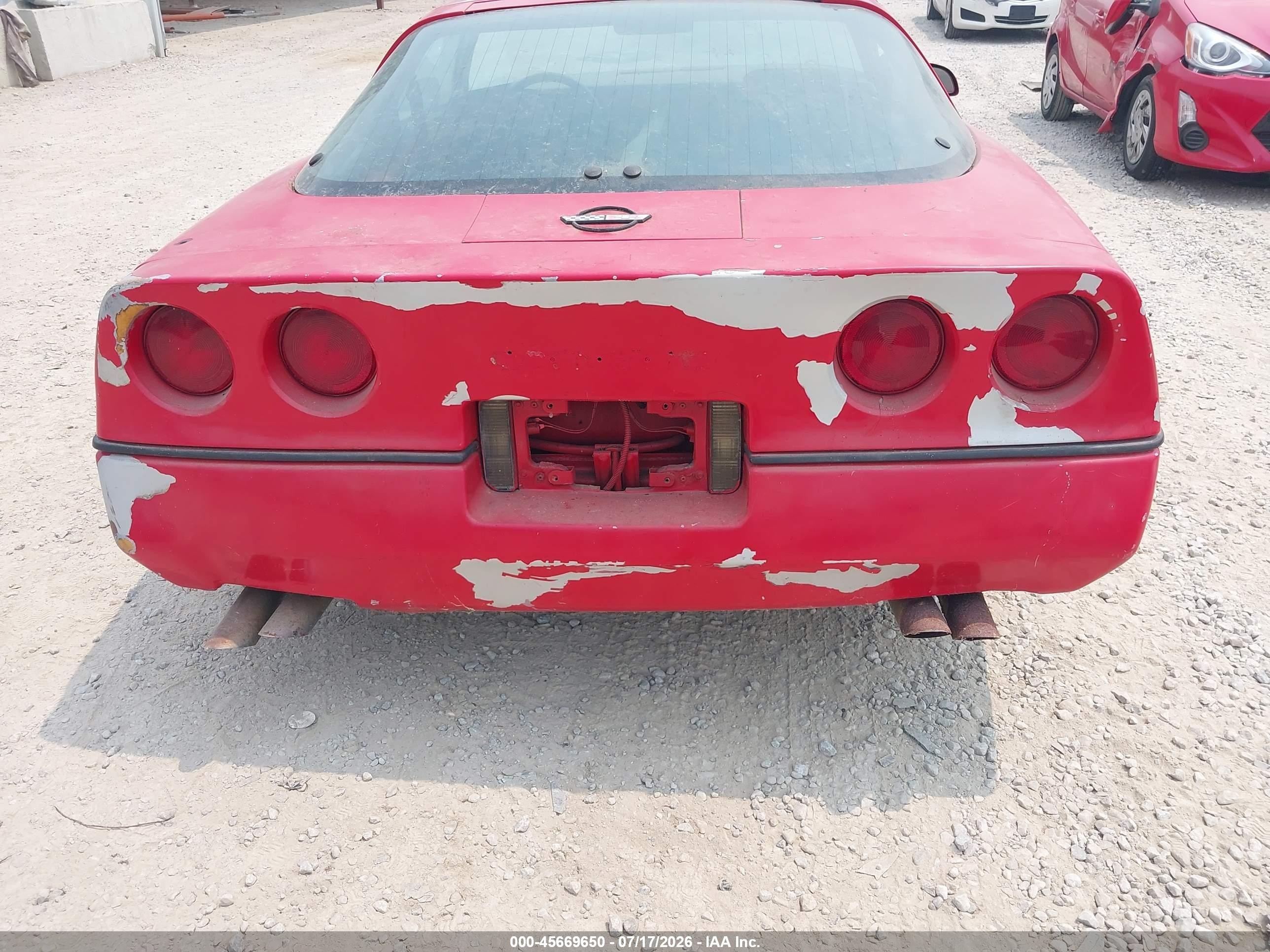 1984 Chevrolet Corvette   Red vin: 1G1AY0785E5111896