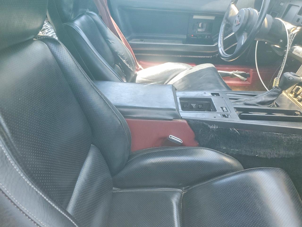 1984 Chevrolet Corvette Red vin: 1G1AY0785E5148060