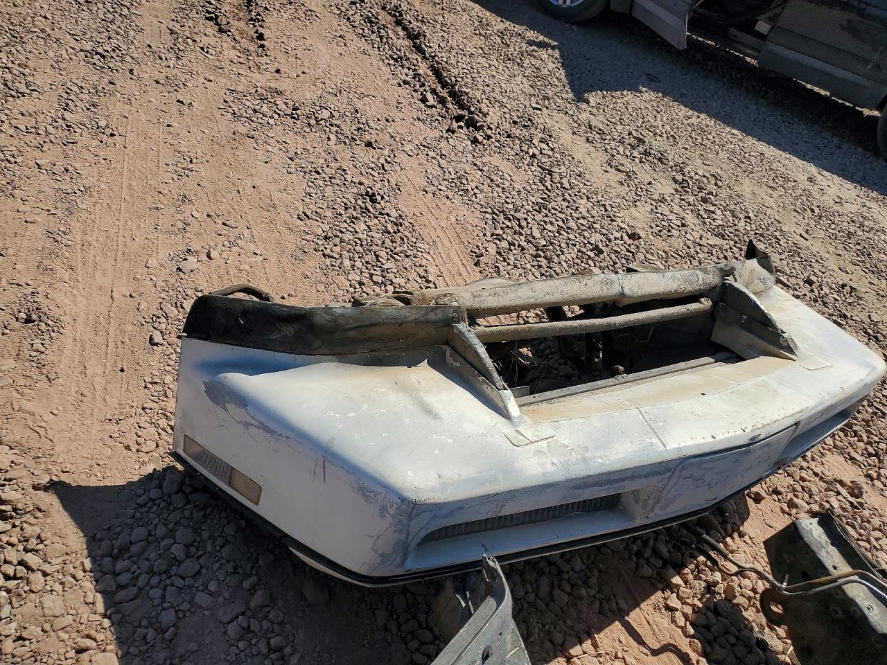 1984 Chevrolet Corvette White vin: 1G1AY0786E5136404