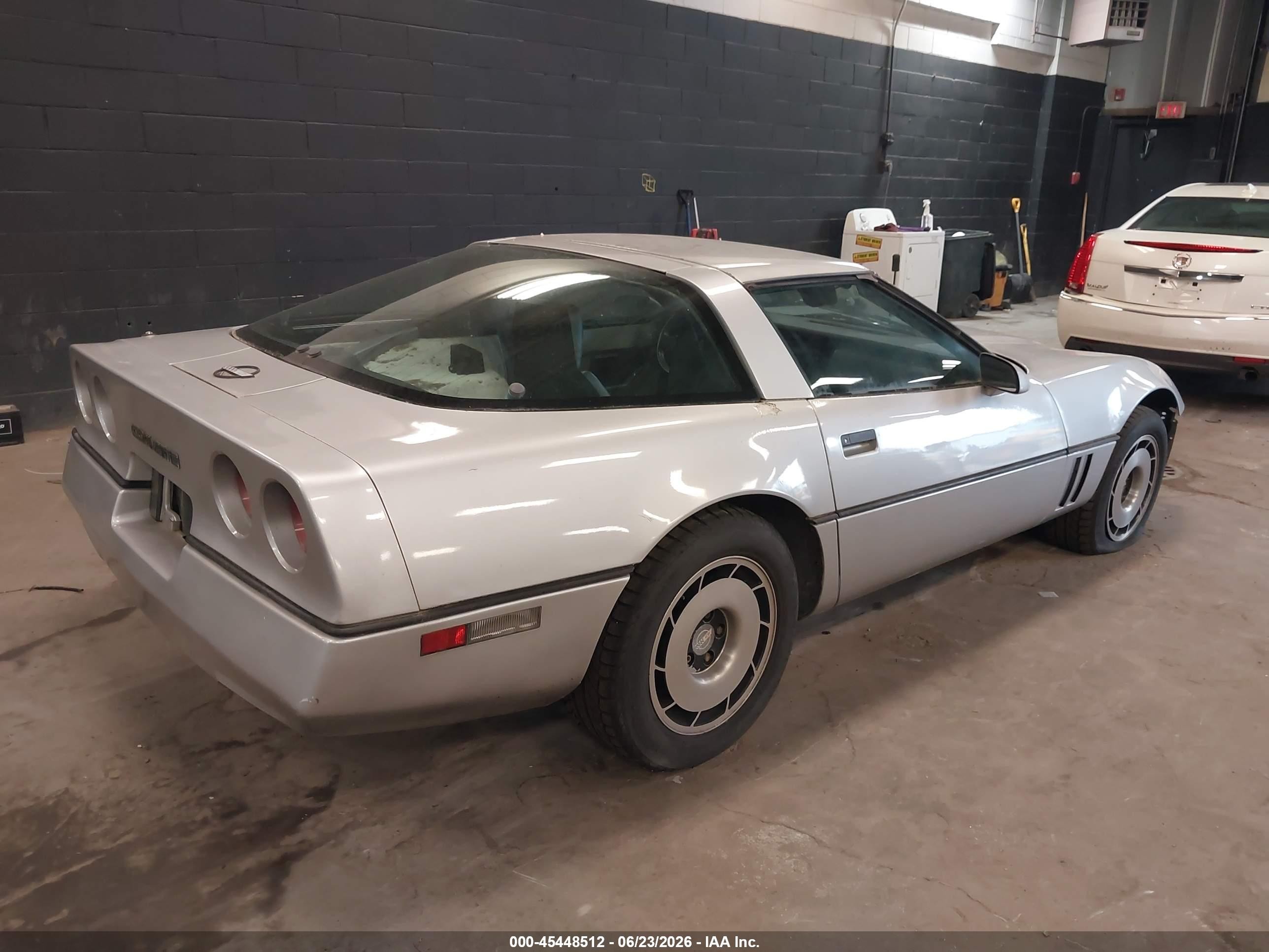 1984 Chevrolet Corvette   Silver vin: 1G1AY0786E5142574