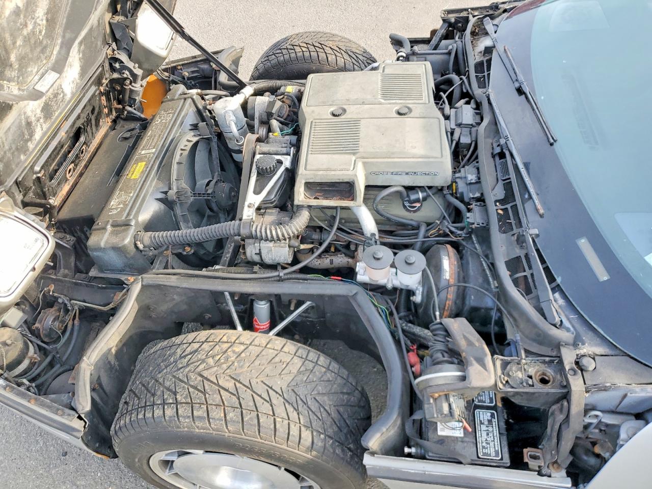 1984 Chevrolet Corvette Серебряный vin: 1G1AY0787E5118770