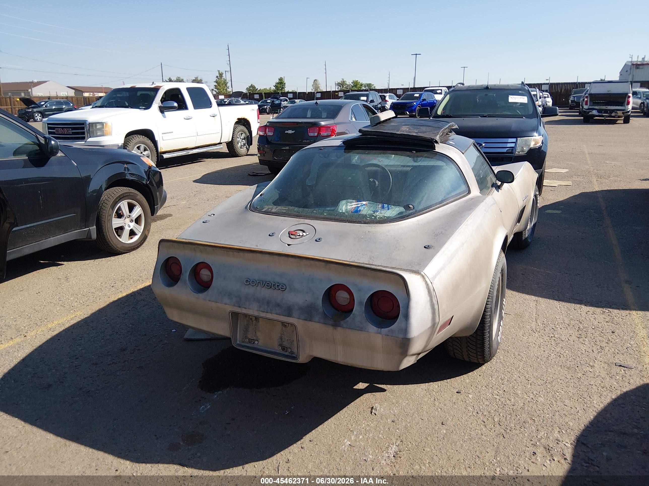 1982 Chevrolet Corvette   Silver vin: 1G1AY0789C5102731
