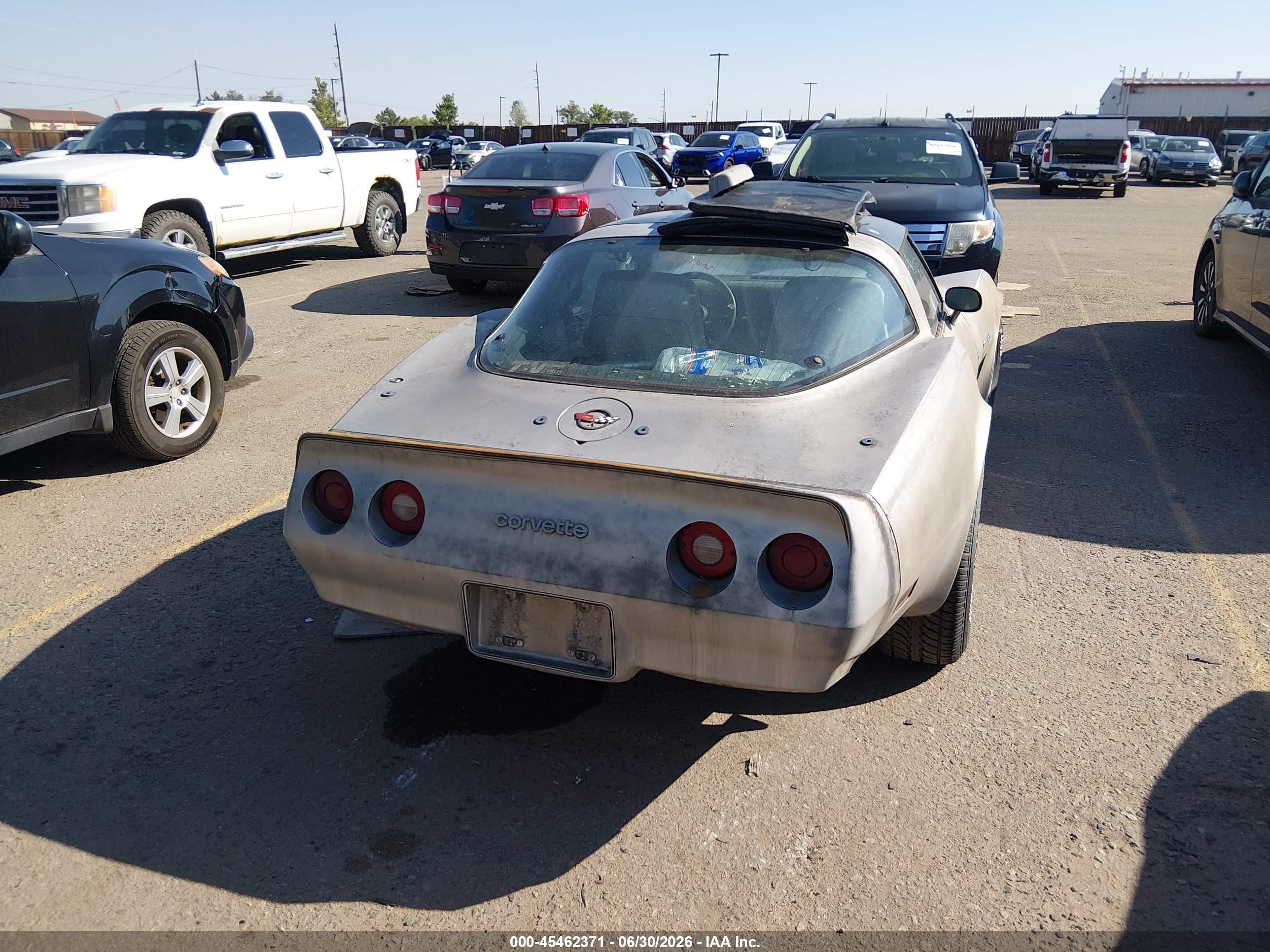 1982 Chevrolet Corvette   Silver vin: 1G1AY0789C5102731