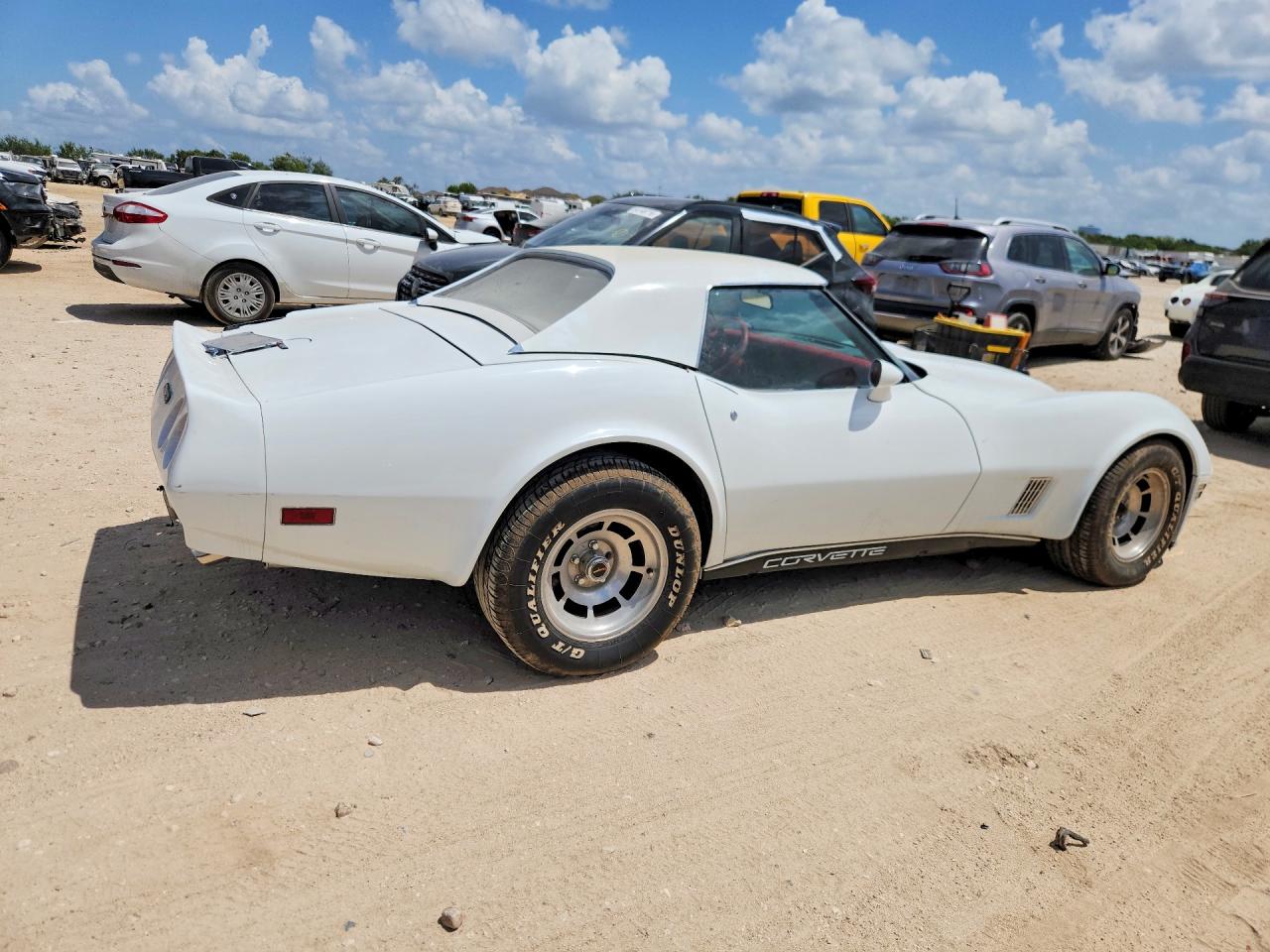1981 Chevrolet Corvette Белый vin: 1G1AY8760BS420489