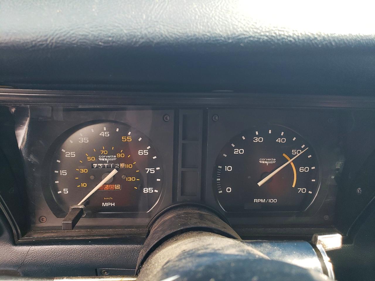 1981 Chevrolet Corvette Blue vin: 1G1AY8761B5104324