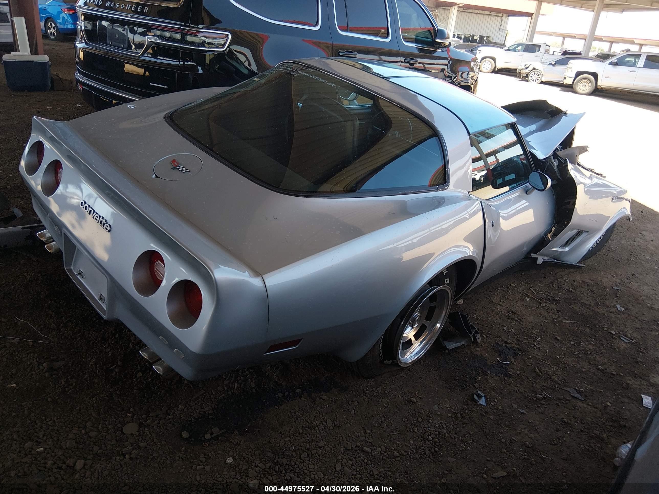 1982 Chevrolet Corvette   Silver vin: 1G1AY8786C5115385
