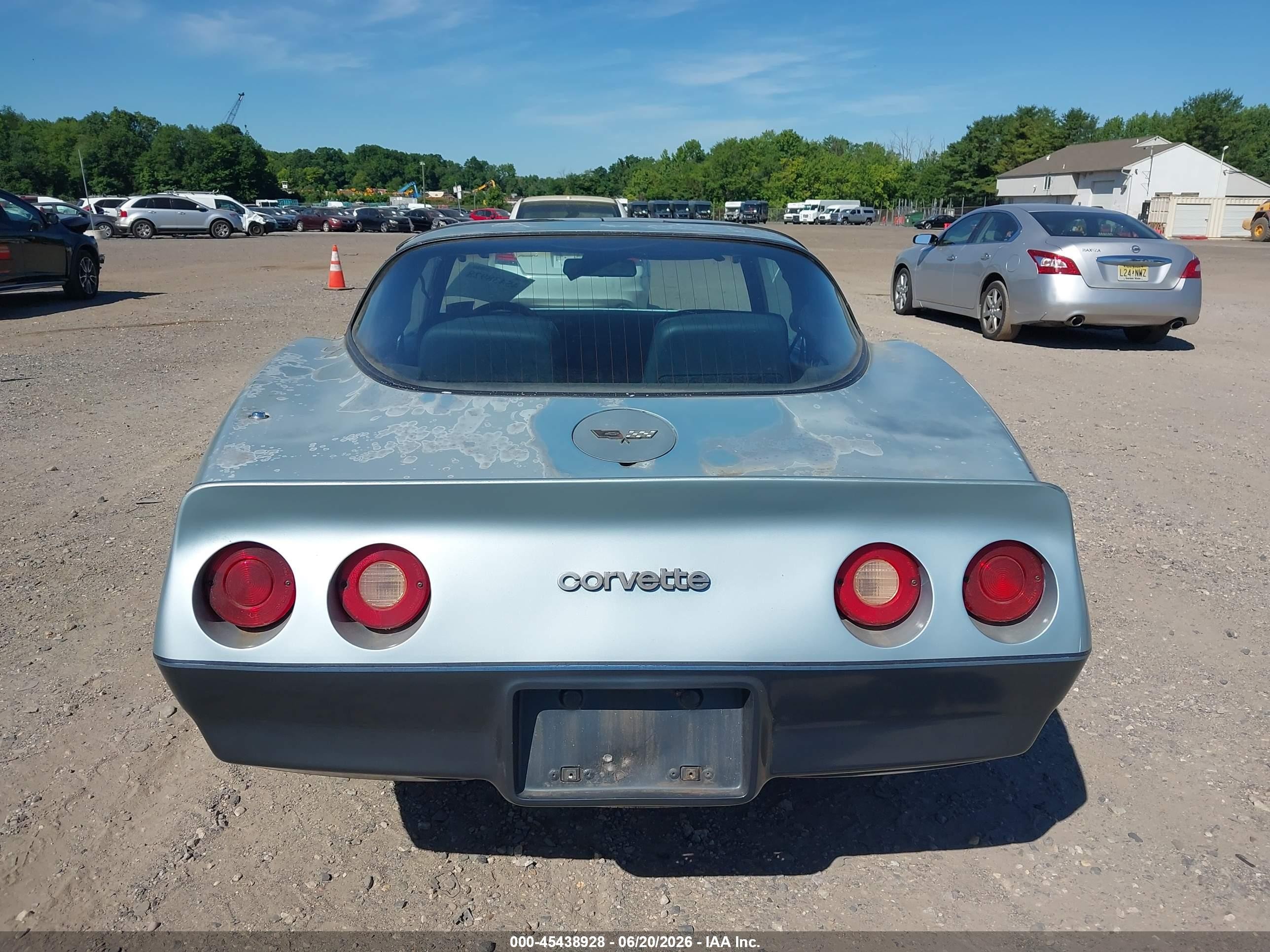 1982 Chevrolet Corvette   Синий vin: 1G1AY8789C5113940