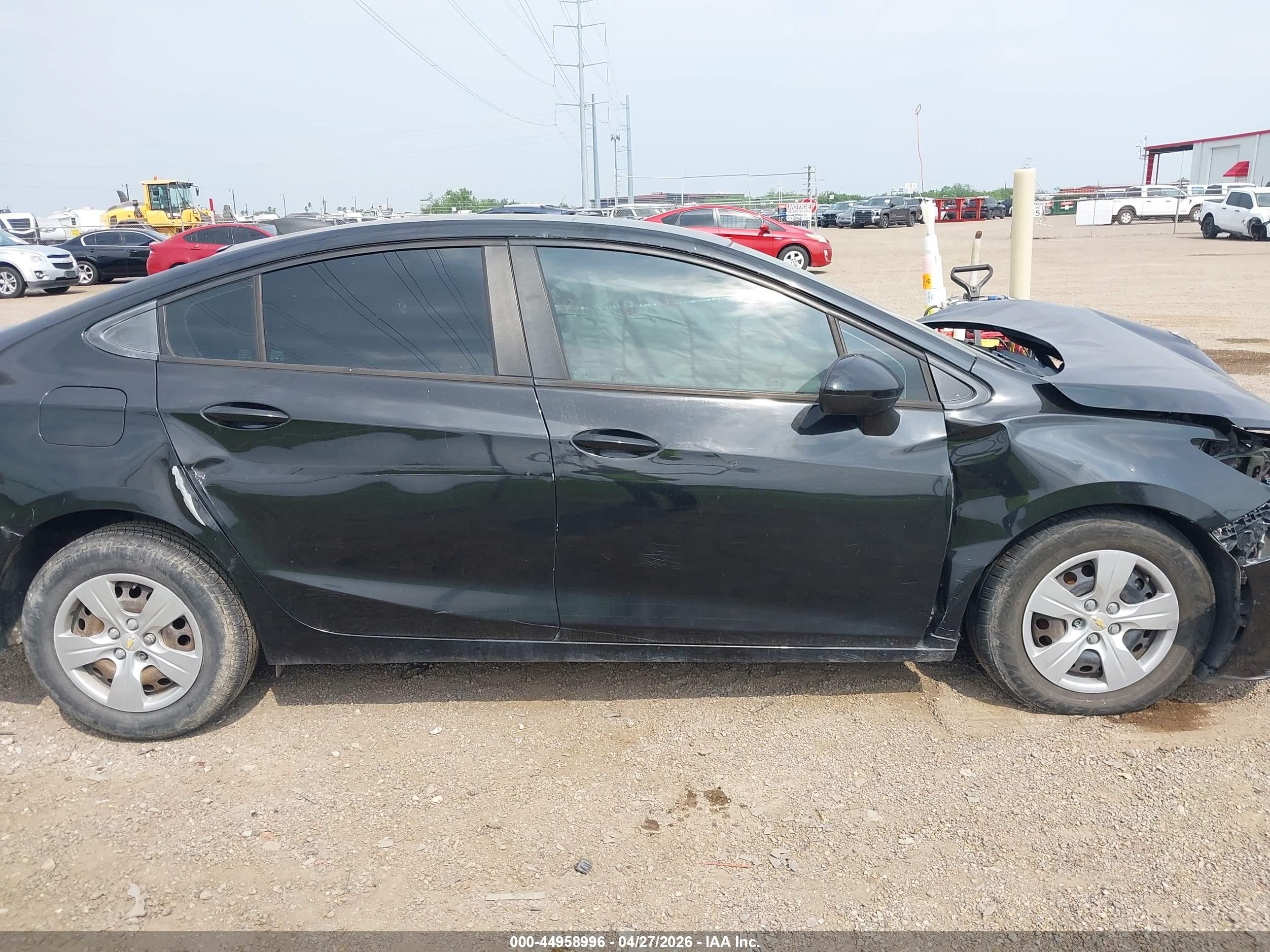 2016 Chevrolet Cruze Ls Auto Черный vin: 1G1BC5SM0G7325254