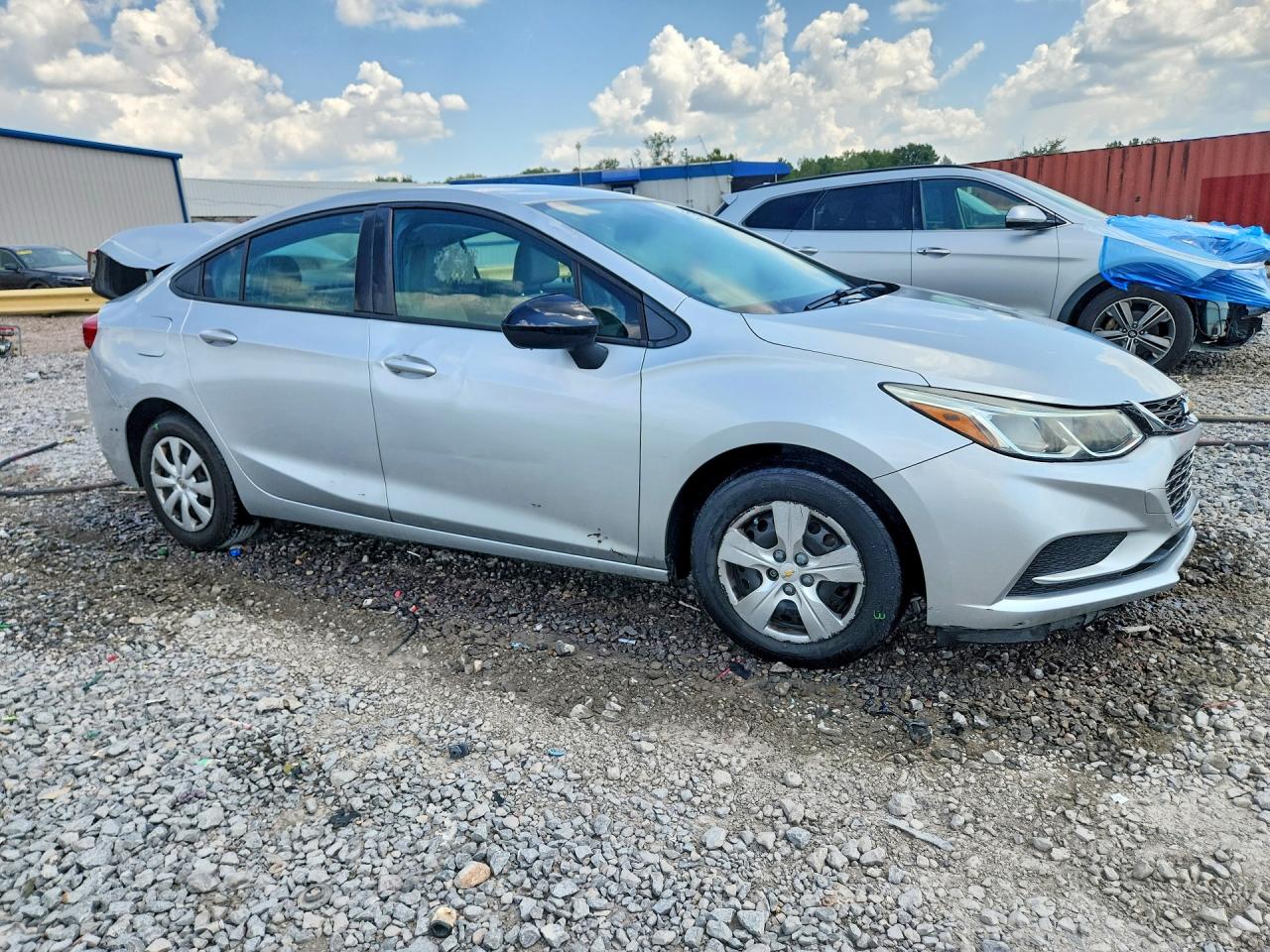 2017 Chevrolet Cruze Ls Silver vin: 1G1BC5SM1H7179271