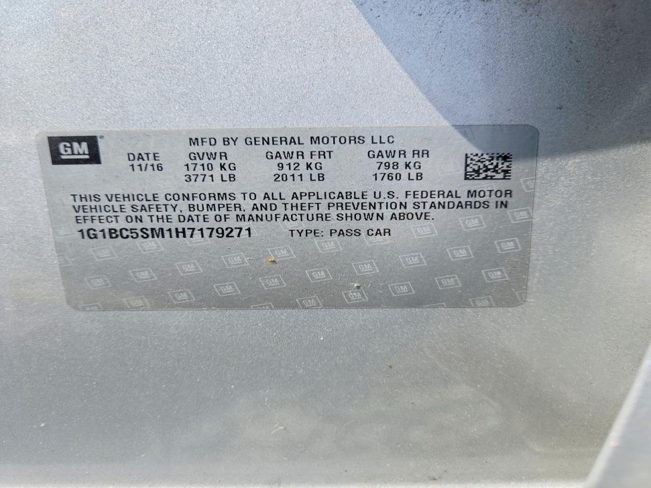 2017 Chevrolet Cruze Ls Silver vin: 1G1BC5SM1H7179271