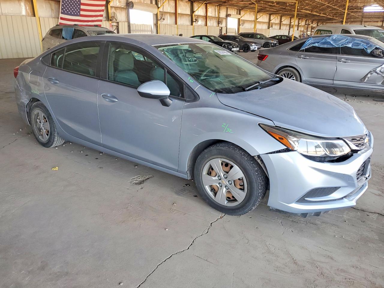 2017 Chevrolet Cruze Ls Silver vin: 1G1BC5SM3H7140763
