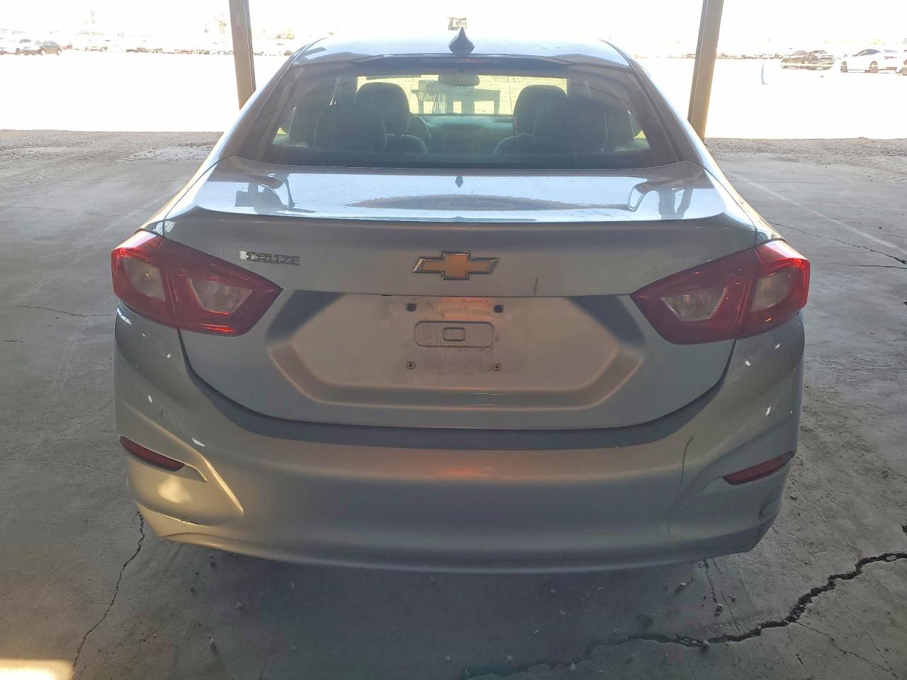 2017 Chevrolet Cruze Ls Silver vin: 1G1BC5SM3H7140763
