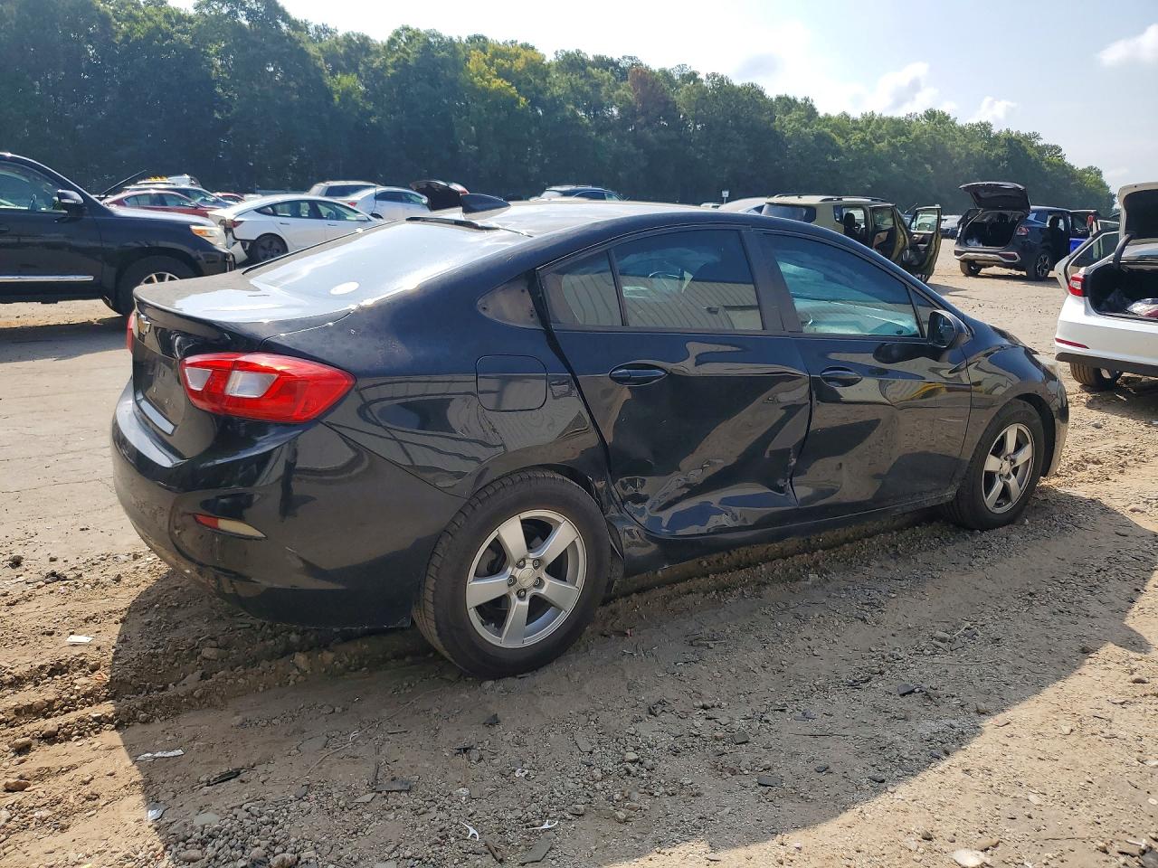 2016 Chevrolet Cruze Ls Черный vin: 1G1BC5SM4G7267584
