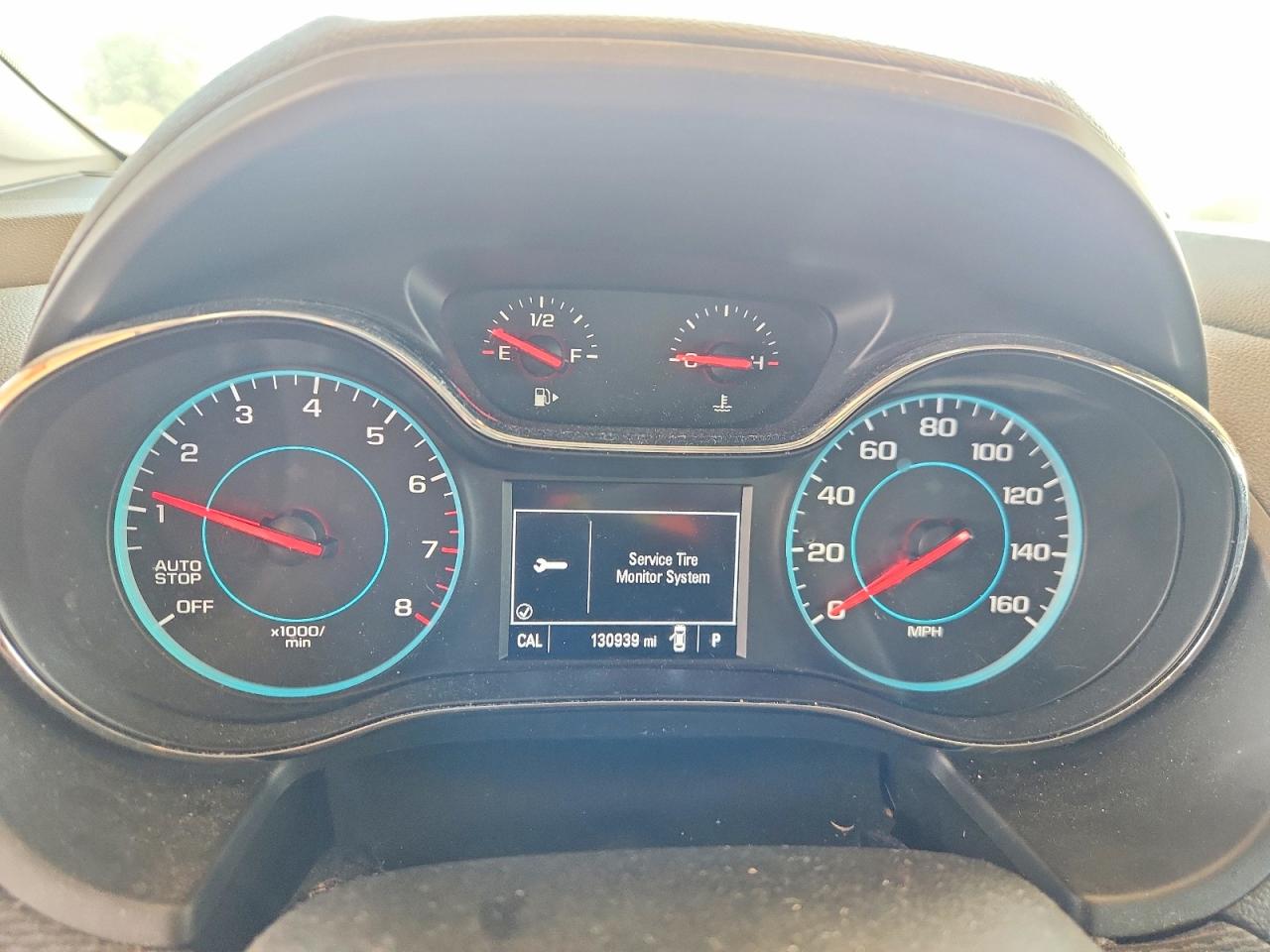 2018 Chevrolet Cruze Ls Серебряный vin: 1G1BC5SM4J7230378
