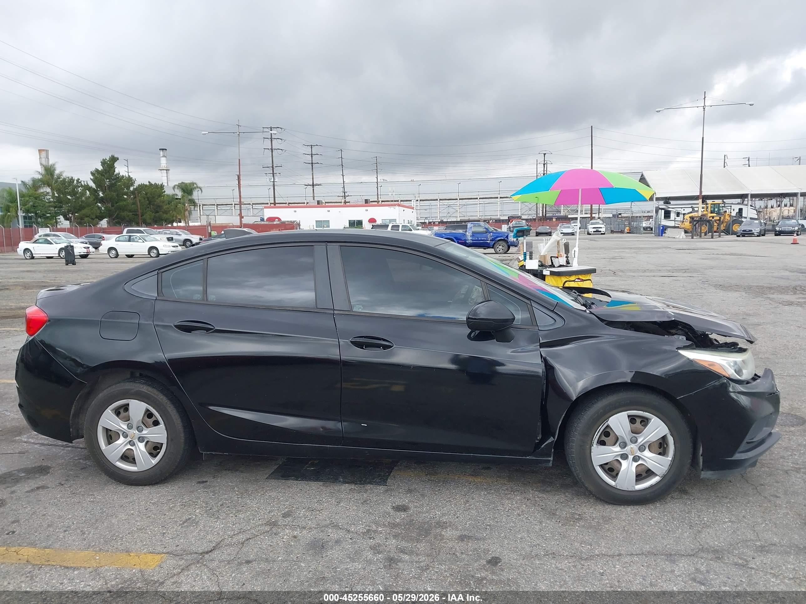 2018 Chevrolet Cruze Ls Auto Черный vin: 1G1BC5SM7J7212330
